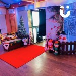 Christmas Photo Booth with festive theming