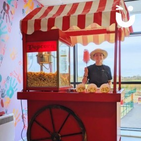 Candy Floss and Popcorn on the same Traditional Cart Hire